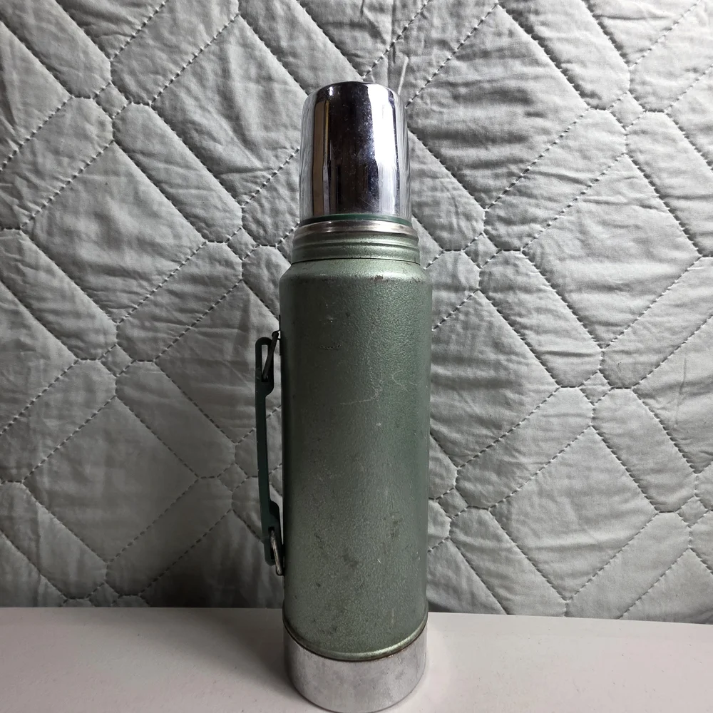 Aladdin Stanley Green Vacuum Bottle Thermos Quart A-944DH USA Pour Spout Top VTG - Picture 9 of 10